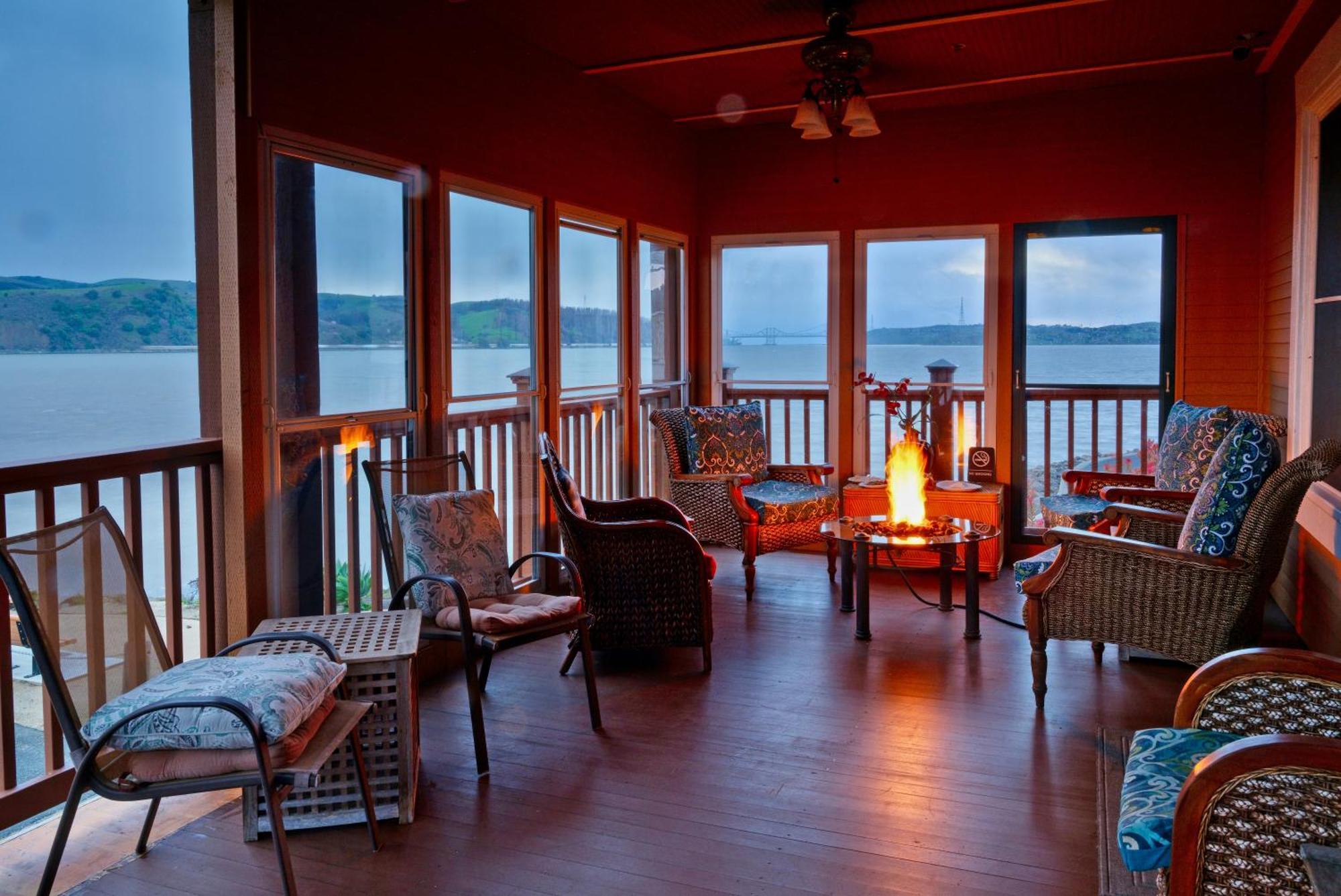 Shorelight Inn Benicia Eksteriør bilde